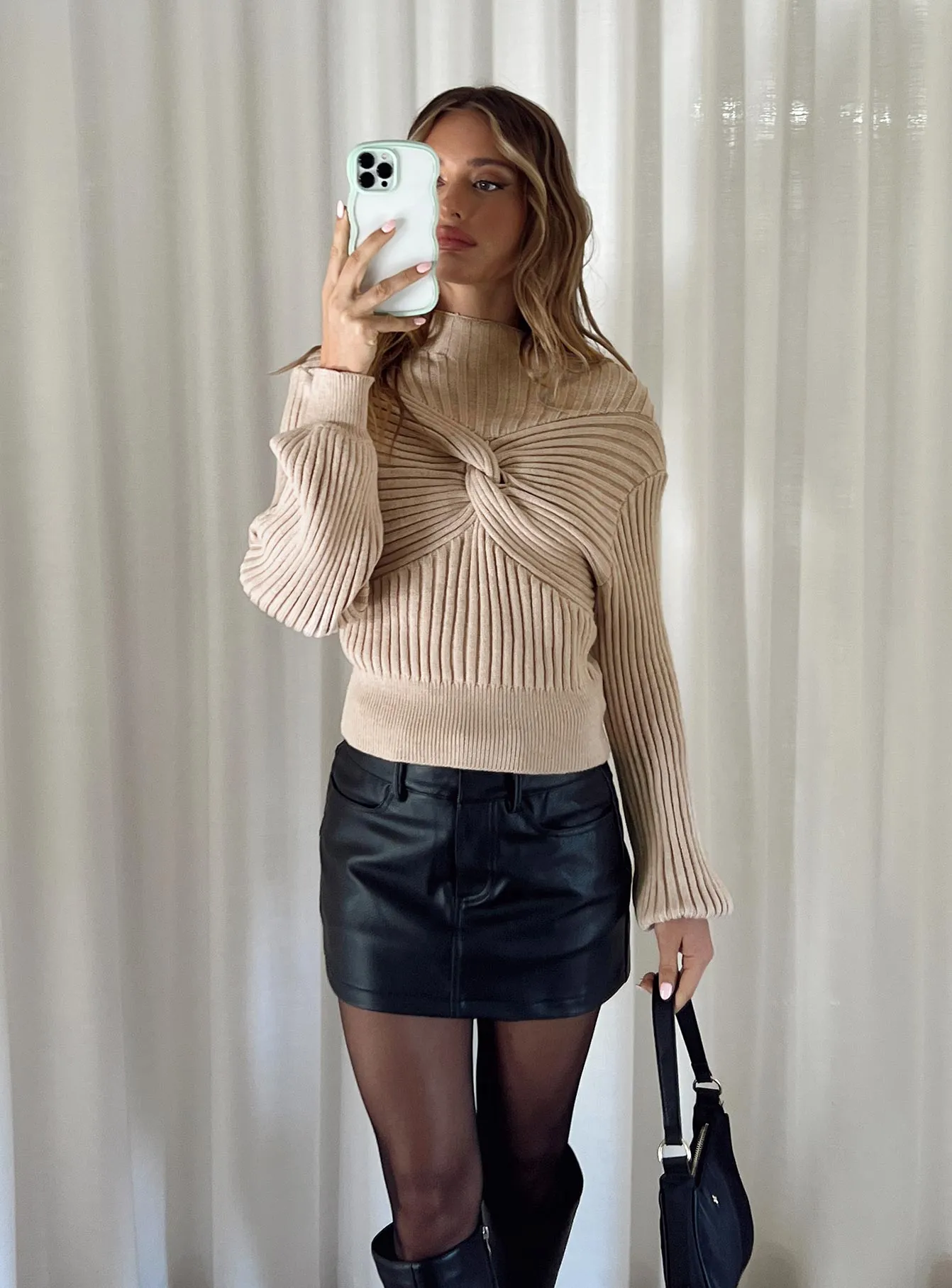 Cardoc Sweater Beige